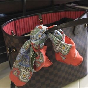 Brooks Brothers Silk Pocket Square/Scarf